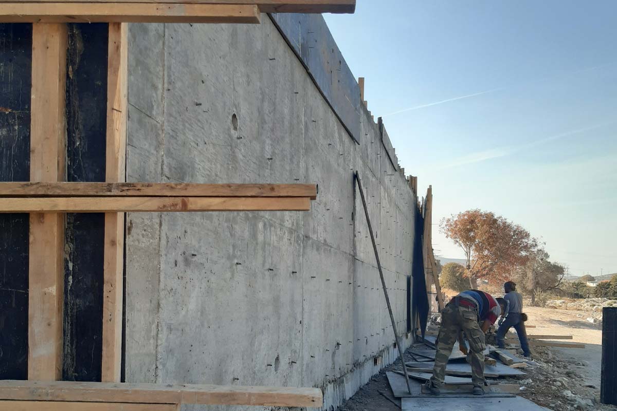 Beton dökümü sonrası perde yüzey detayı – Reisdere projesi
